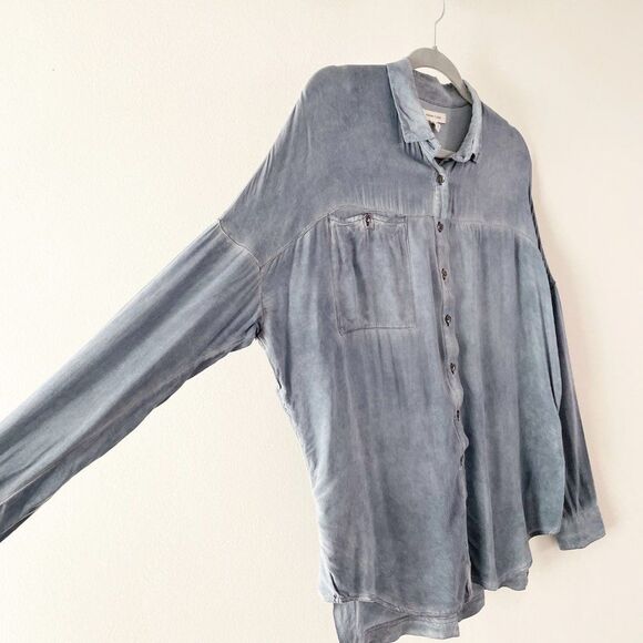 silence + noise Acid Wash Blue Long Dolman Sleeve Button Front Slouchy Top XS - Picture 3 of 10